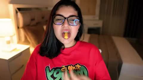 Camila buitrago online show from November 16, 12:38 am