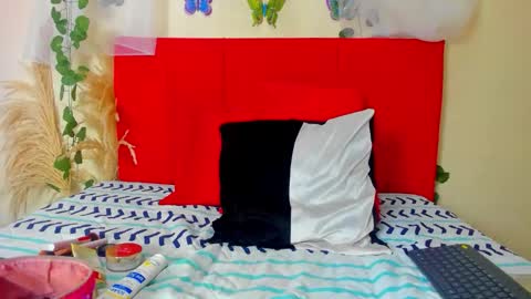 camila_collins7 online show from October 20, 12:16 pm