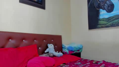 camila_collins7 online show from November 2, 5:26 pm