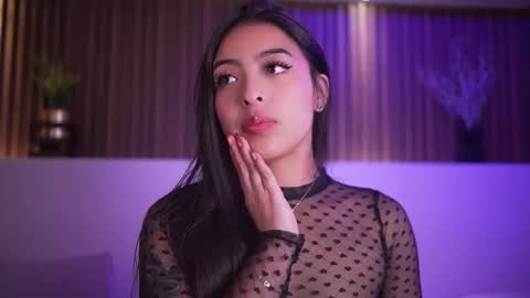 Camila online show from November 18, 4:17 am