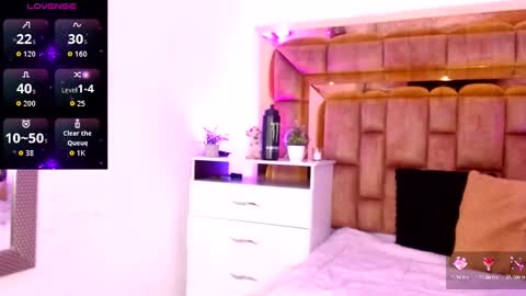 Camila Mishima online show from October 9, 1:20 pm