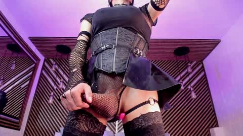 Snapshot of camila_queen20 chatting on January 30, 2:16 am Camila online show from January 30, 2:16 am