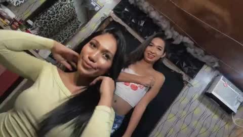 Snapshot of camillaslutttx chatting on October 15, 3:45 pm camillaaa ig mszane3e online show from October 15, 3:45 pm