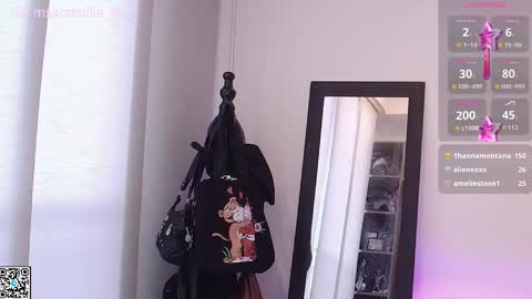 Camille  online show from October 20, 9:59 pm