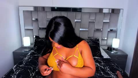 Camila online show from September 17, 10:06 am