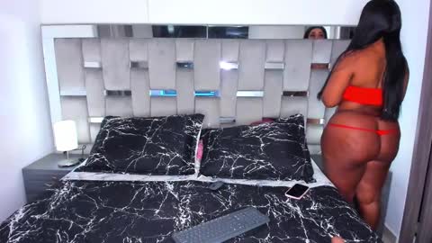 Camila online show from September 18, 10:28 am