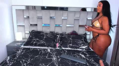 Camila online show from September 20, 10:49 am