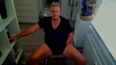 camunication online show from September 30, 11:37 am