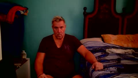 camunication online show from October 17, 8:28 am