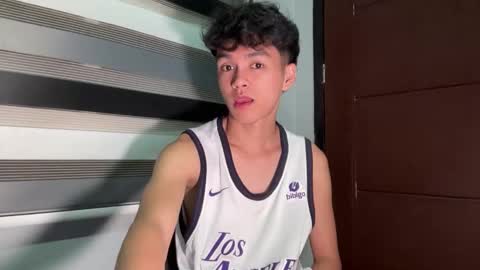 Ethan online show from September 29, 5:18 pm