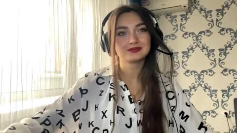 Kate online show from November 6, 8:04 am