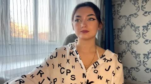 Kate online show from November 18, 8:19 am