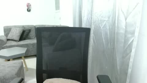 cumorsmooke online show from December 3, 1:46 am