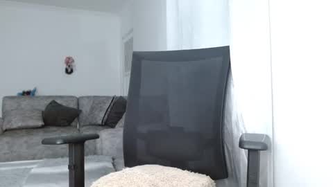 cumorsmooke online show from December 15, 4:39 am