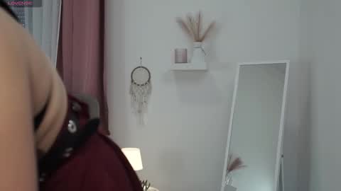 Snapshot of candacetaylor chatting on November 4, 1:21 pm candacetaylor online show from November 4, 1:21 pm