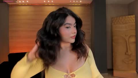 Snapshot of candaserussell chatting on October 27, 8:02 pm Candanse R online show from October 27, 8:02 pm