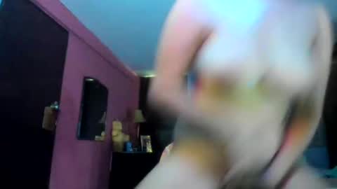 Catalina online show from November 23, 1:55 pm