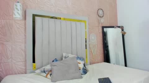 candise online show from October 1, 9:32 pm