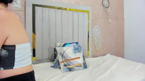 candise online show from October 3, 9:45 pm