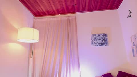 candle_lz online show from January 5, 9:15 am