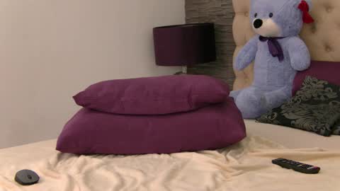 Bella online show from October 9, 4:54 am