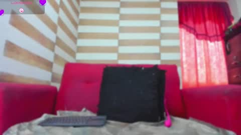 Candy  Brown online show from January 30, 3:40 pm