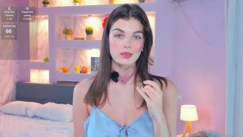 Flora online show from November 4, 7:07 am