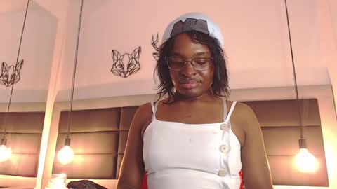 CANDY LOVE  DANNA online show from September 26, 8:35 pm