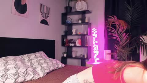 Sandy online show from January 23, 8:25 am