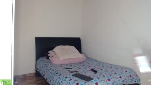 Snapshot of candy_sr03 chatting on December 14, 7:51 pm candy sr online show from December 14, 7:51 pm