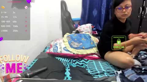 candy_val online show from October 17, 6:38 am