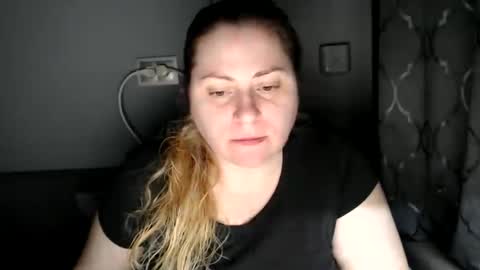 Laura online show from September 27, 8:47 pm