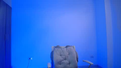 Snapshot of candydowson1 chatting on November 24, 3:01 pm Candy Dowson online show from November 24, 3:01 pm