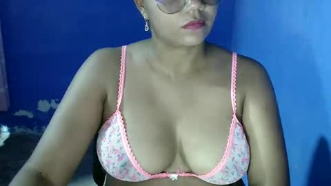 candyflowerlub online show from January 15, 3:11 am