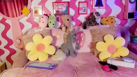 candygirlsxoxo online show from November 22, 10:14 am