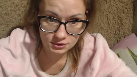 say meow and send tips  online show from December 1, 6:41 pm