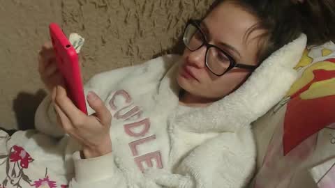 say meow and send tips  online show from February 17, 6:26 pm