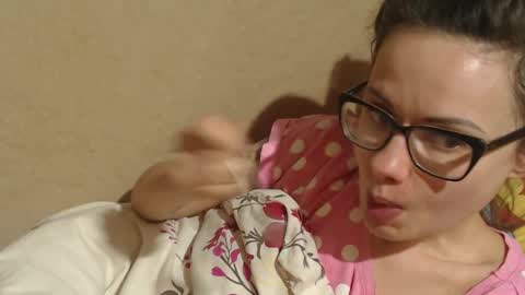 say meow and send tips  online show from March 11, 9:15 pm