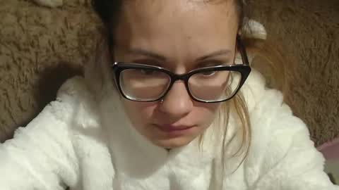 say meow and send tip  online show from December 10, 5:55 pm