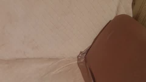 say meow and send tip  online show from October 25, 9:42 pm