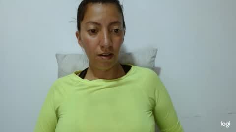 candymilfff online show from November 16, 8:14 pm