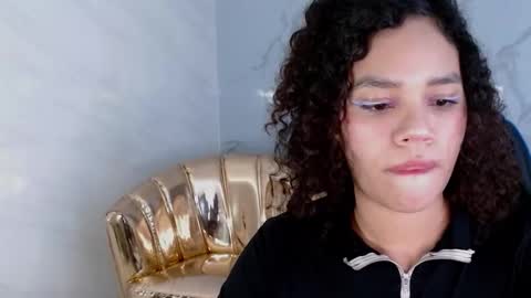 Snapshot of canela_s1 chatting on November 11, 9:15 pm canela_s1 online show from November 11, 9:15 pm