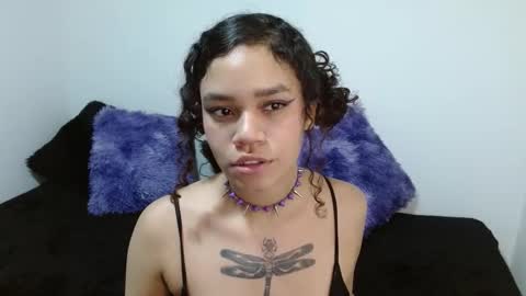 Snapshot of canela_s1 chatting on November 20, 9:03 pm canela_s1 online show from November 20, 9:03 pm