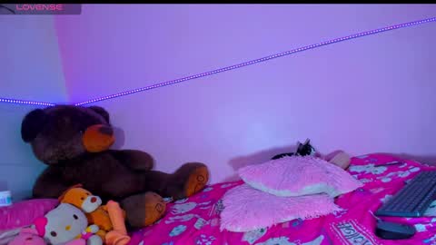 Onika   instagram   canndy888  online show from December 28, 9:51 pm