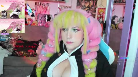 Snapshot of canndy_new chatting on September 12, 8:42 pm Canndyy Daniela online show from September 12, 8:42 pm