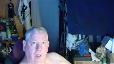 canoelicker69 online show from September 22, 10:39 am