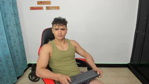 jones online show from October 1, 12:44 pm