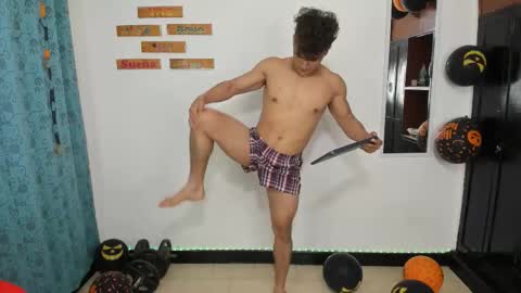 jones online show from October 14, 11:00 am