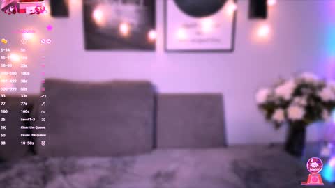 Snapshot of cara__harris chatting on February 11, 8:42 pm . . online show from February 11, 8:42 pm