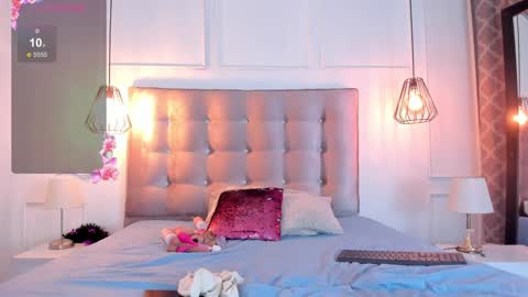 Cara  online show from December 15, 10:39 am